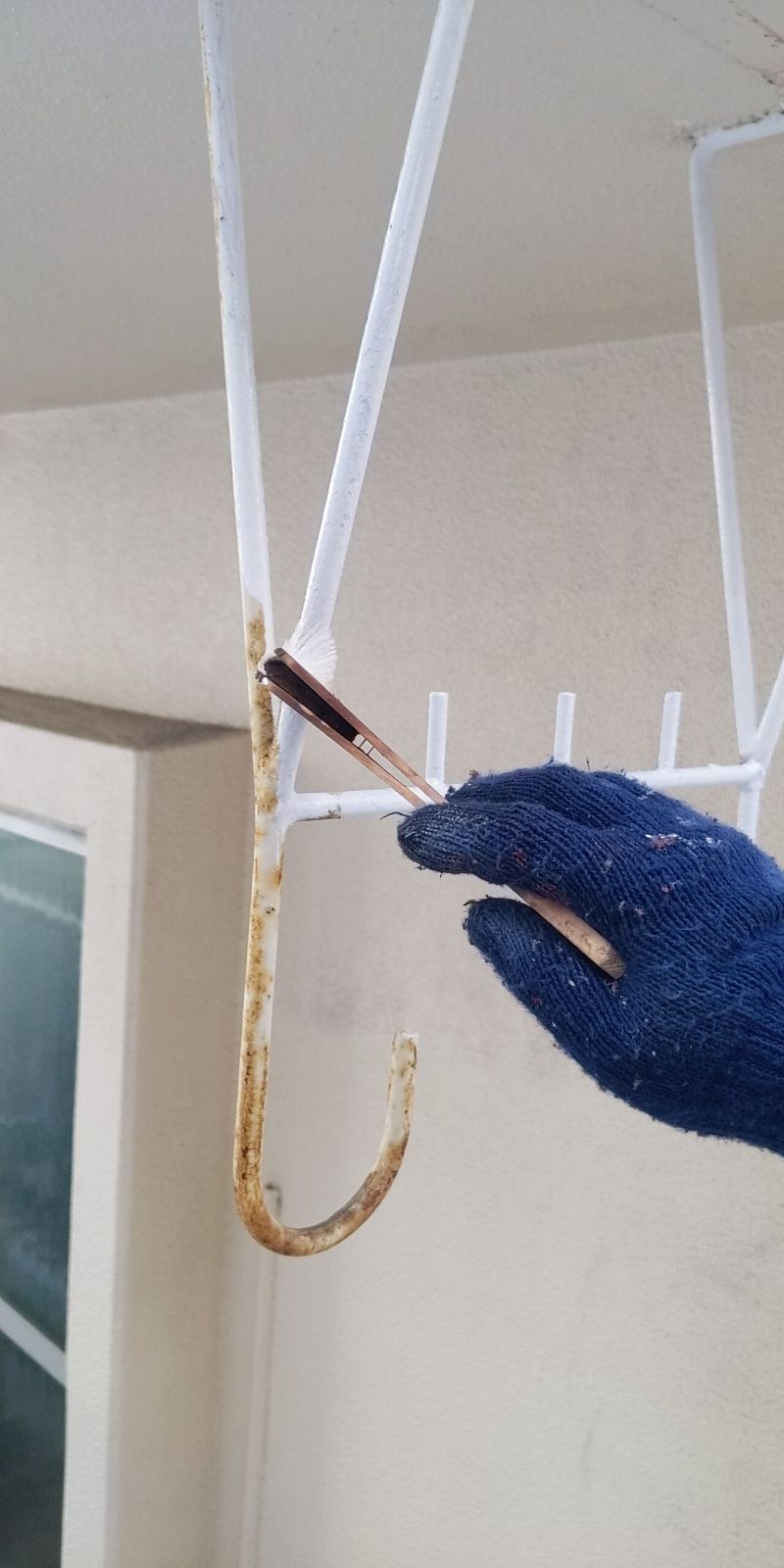 付帯部塗装（物干し金物：錆止め）