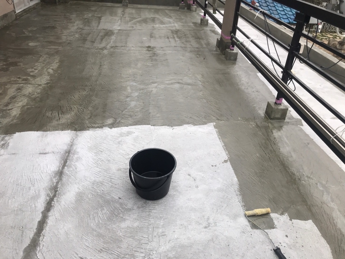 ベランダ（プライマー）