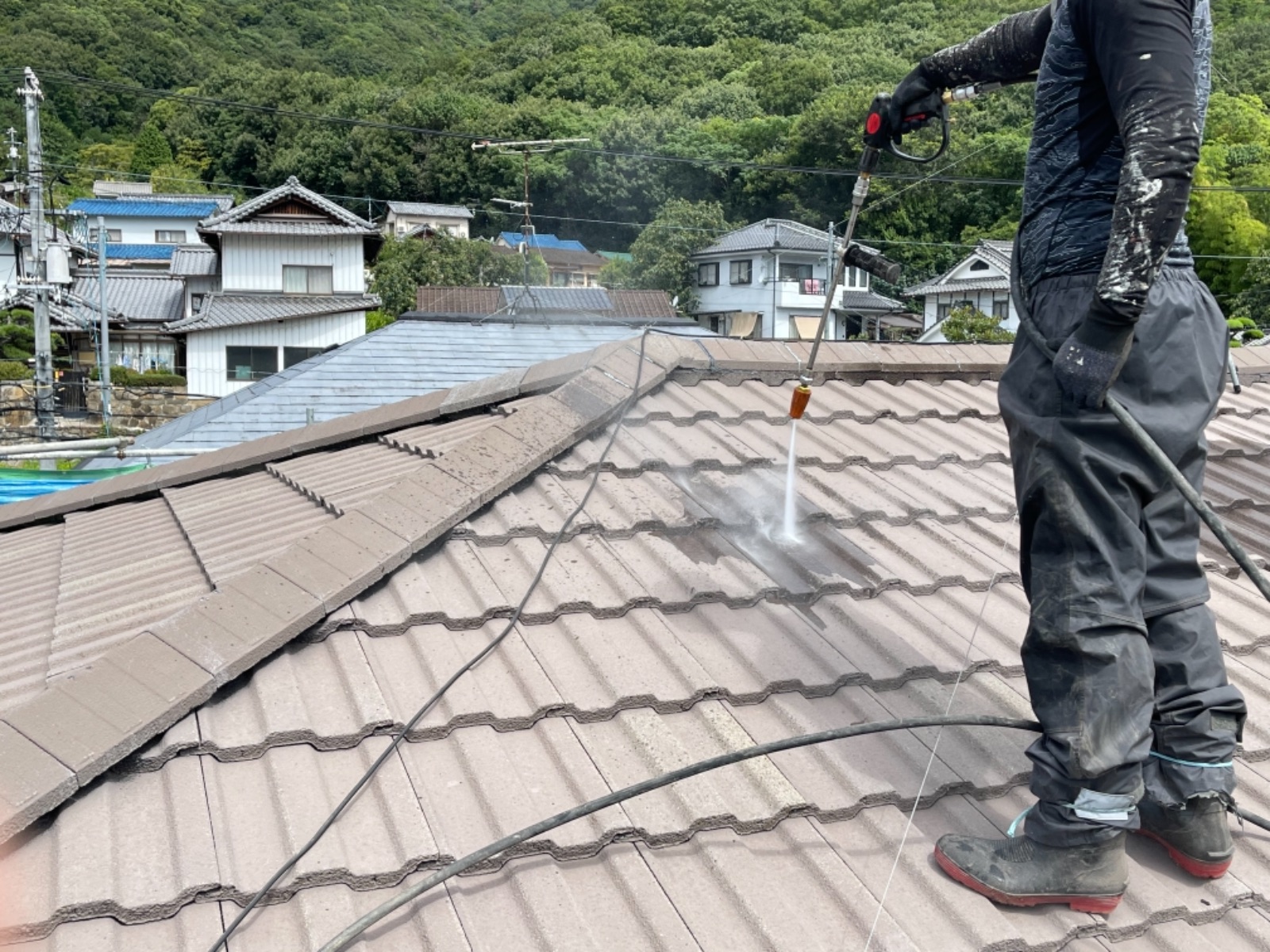 屋根塗装（高圧洗浄）
