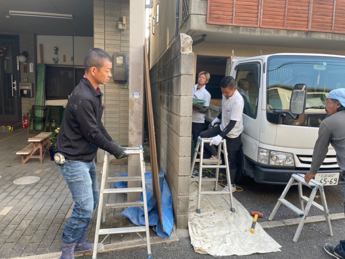ブロック塀増設（ハツリ作業2)