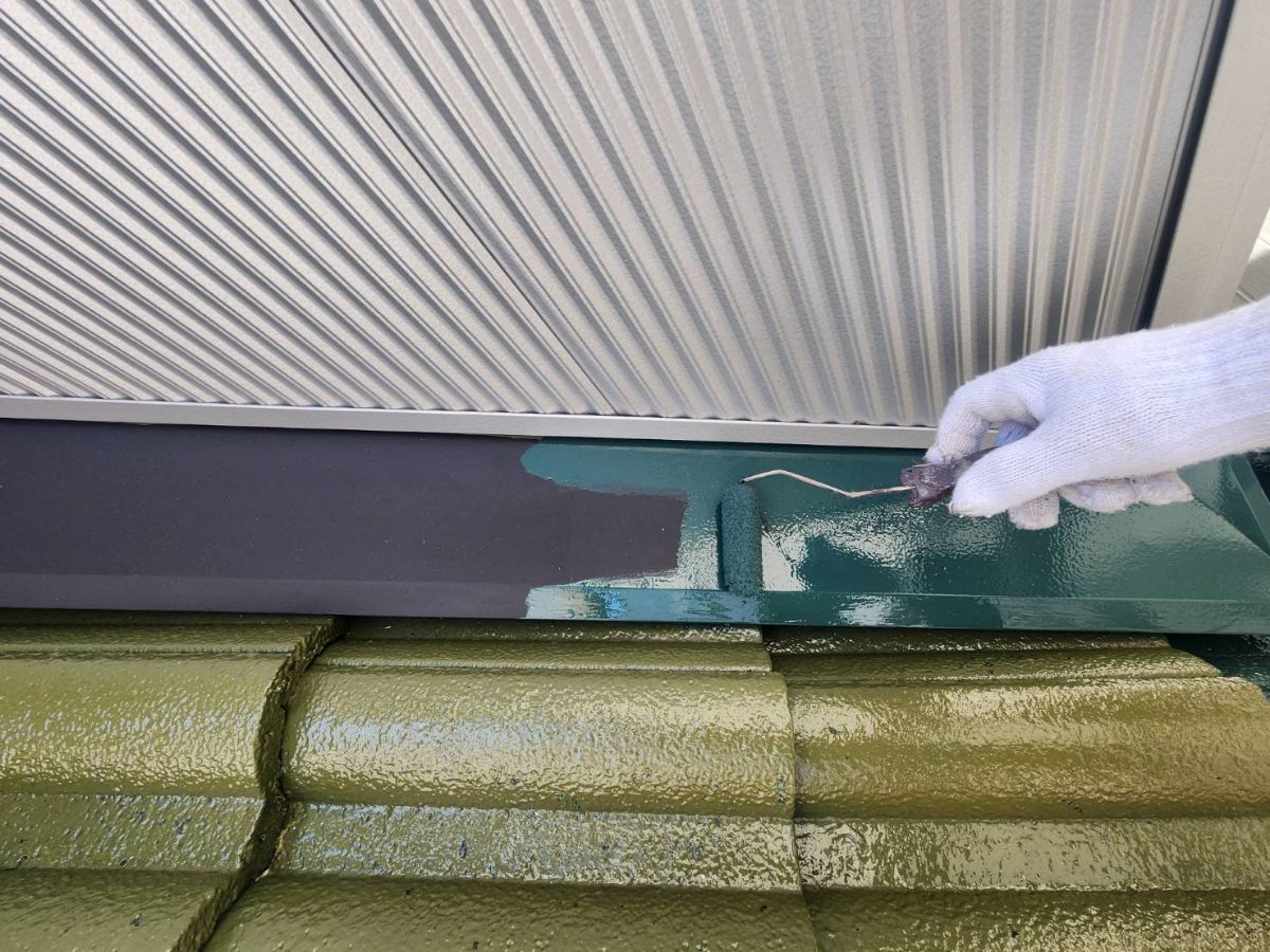 屋根塗装（中塗り）