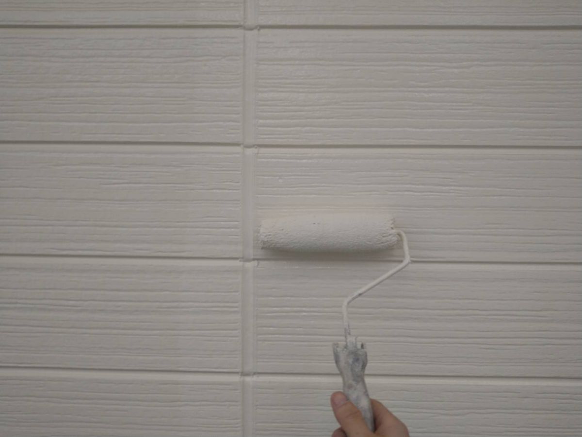 外壁塗装（上塗り）