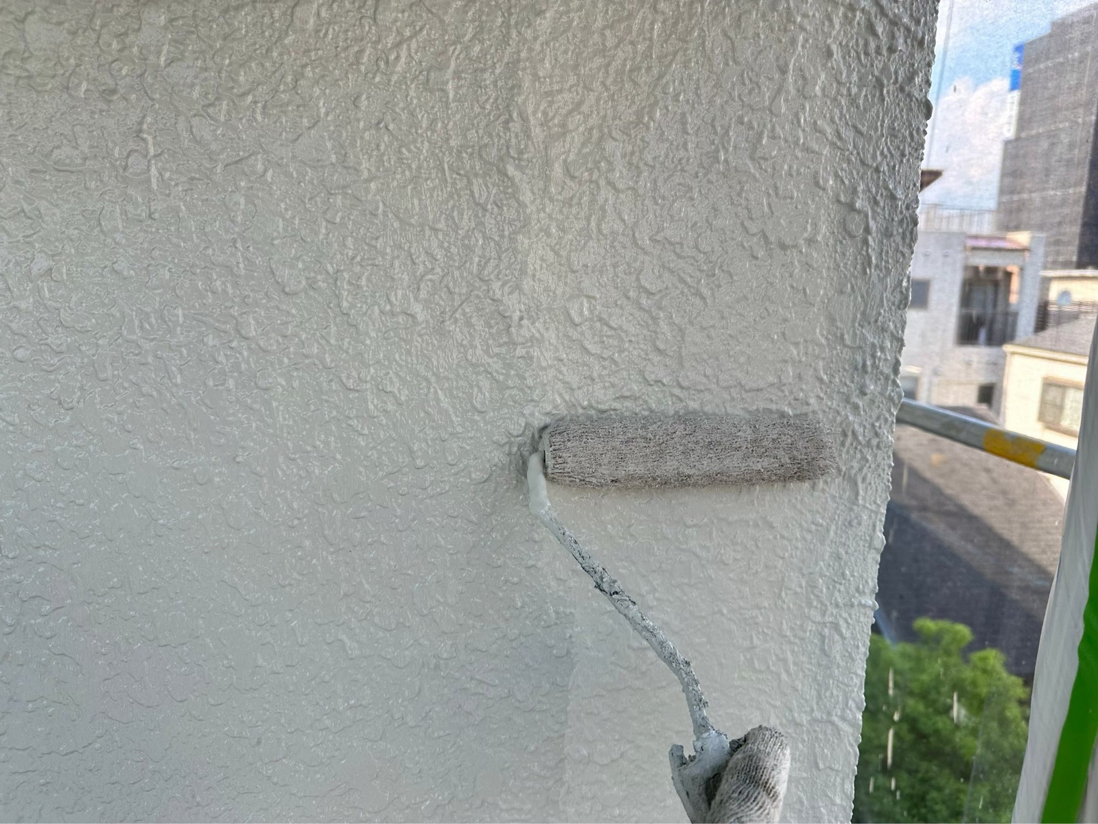 外壁塗装（上塗り）