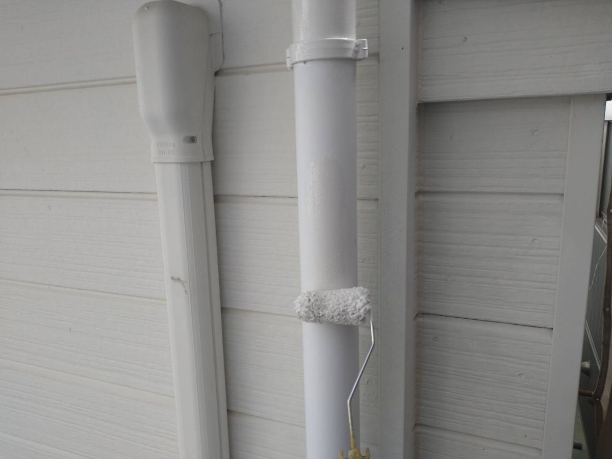 付帯部塗装（雨樋：中塗り）