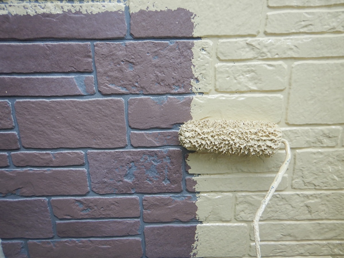 外壁塗装（下塗り）