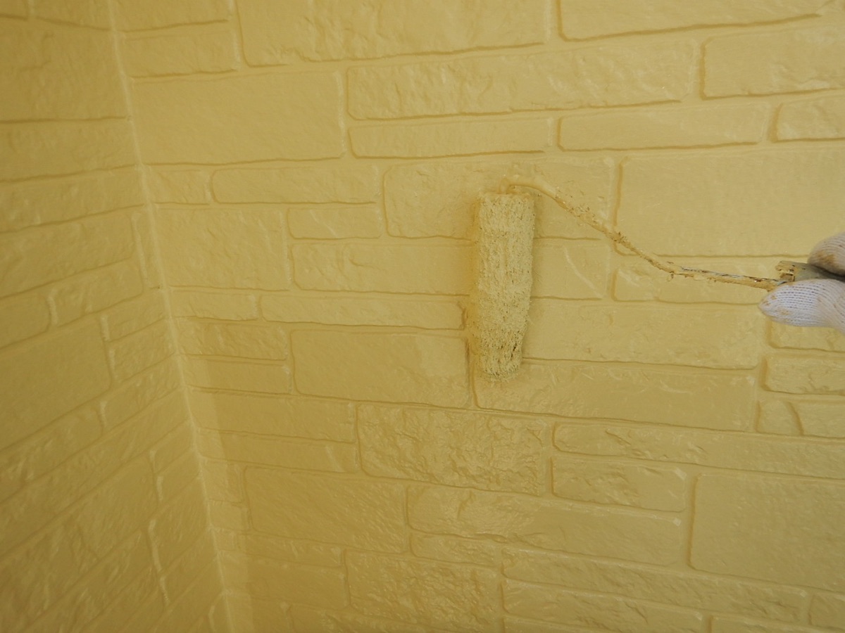 外壁塗装（上塗り）