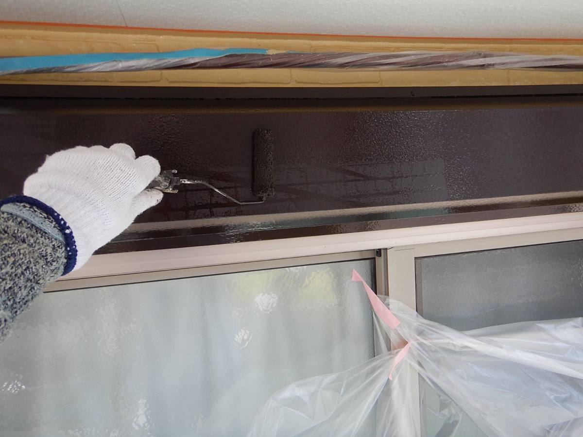 鉄部塗装（シャッターボックス：上塗り）