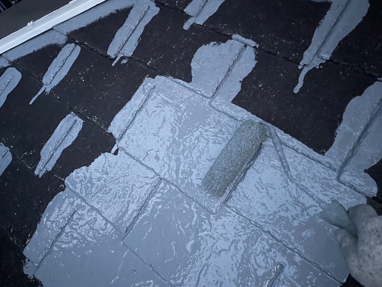 屋根塗装（下塗り）