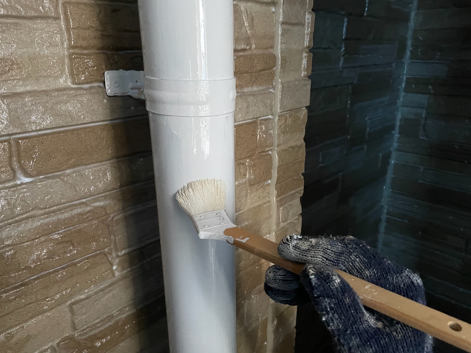 付帯部塗装（配管：上塗り）