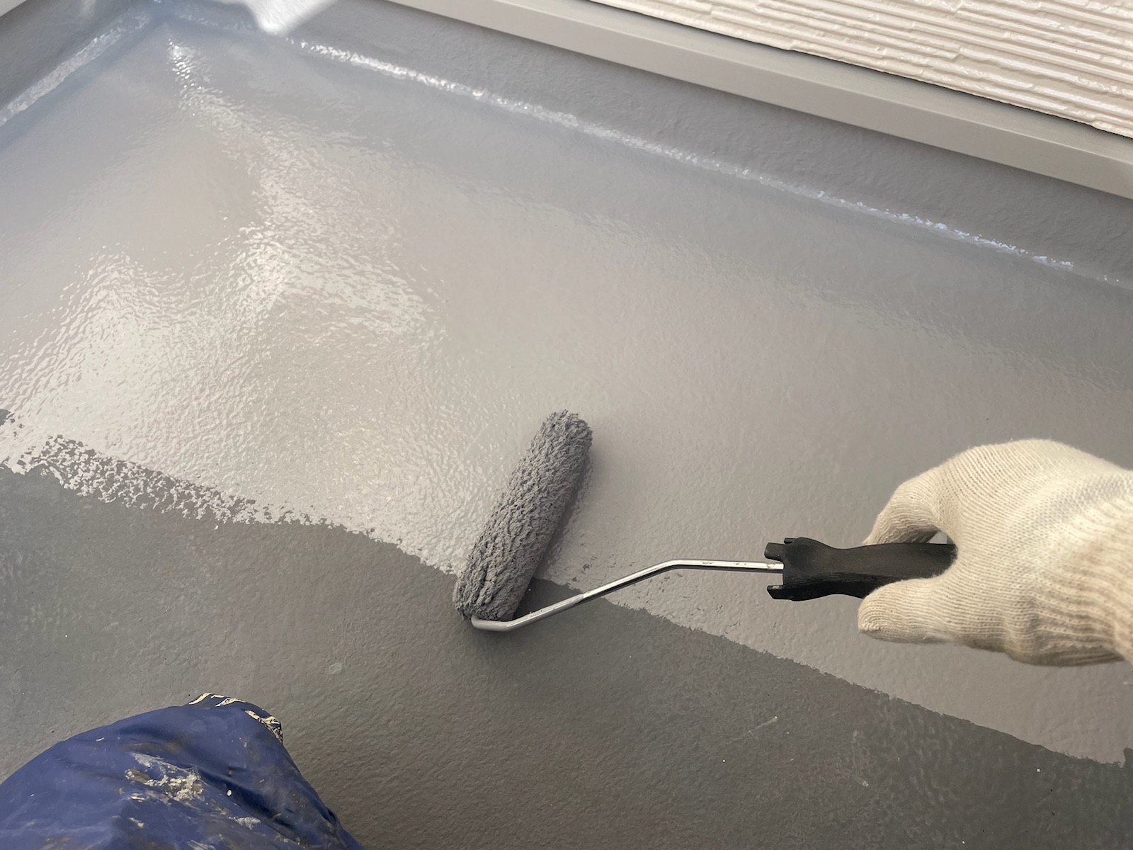 ベランダ防水（中塗り）