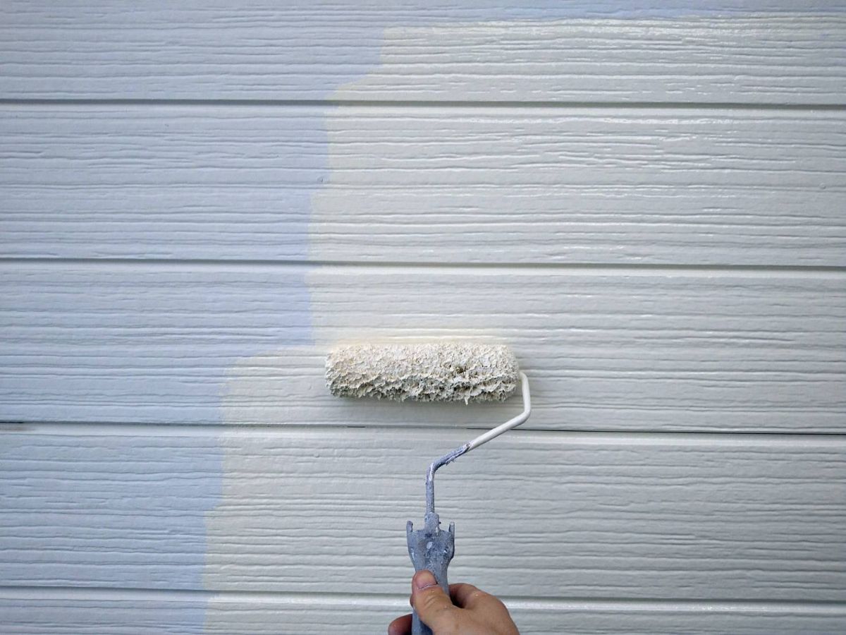 外壁塗装（下塗り）