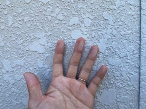 外壁のチョーキング現象