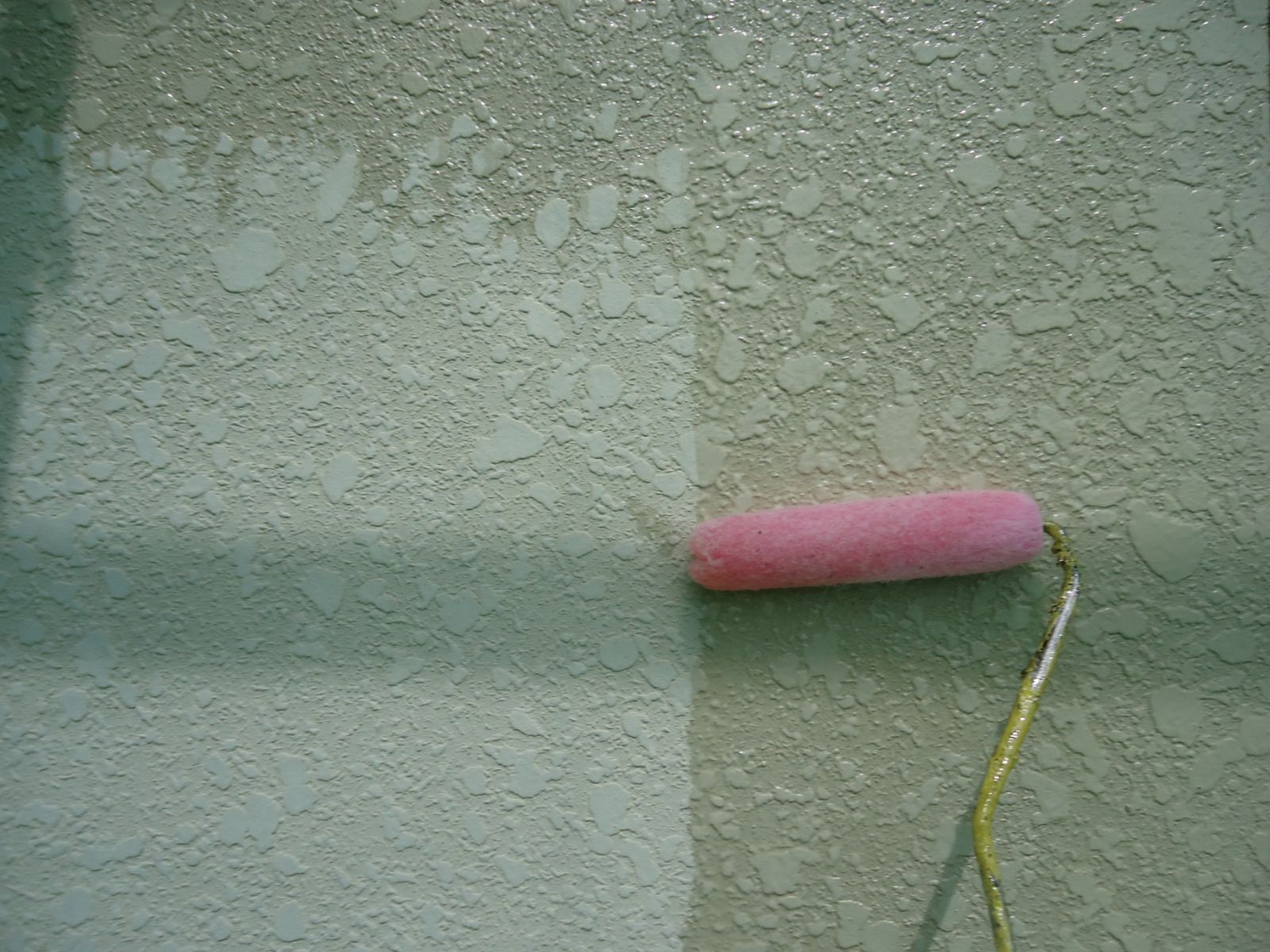 外壁塗装（下塗り）