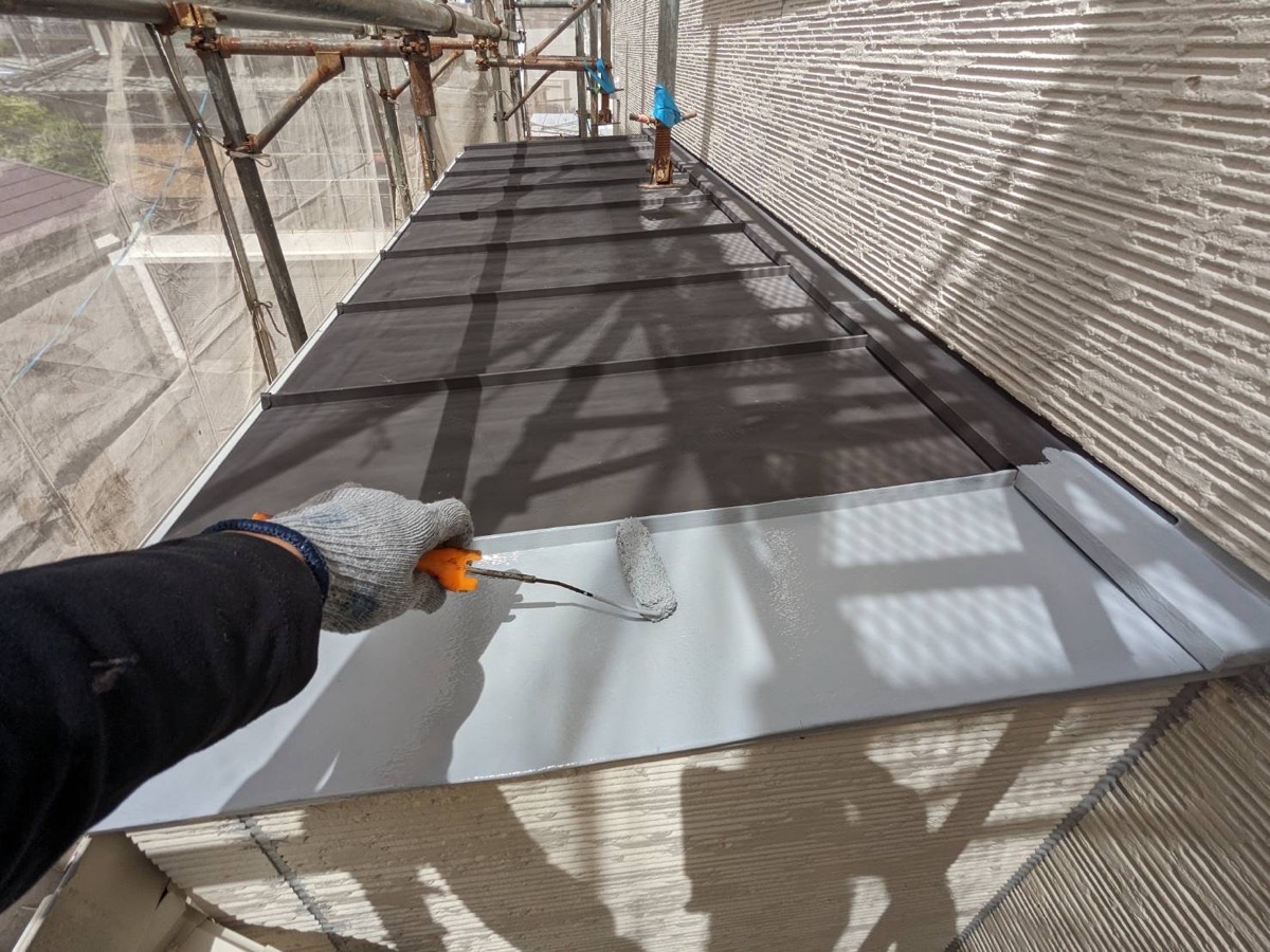 鉄部塗装（瓦棒：錆止め）