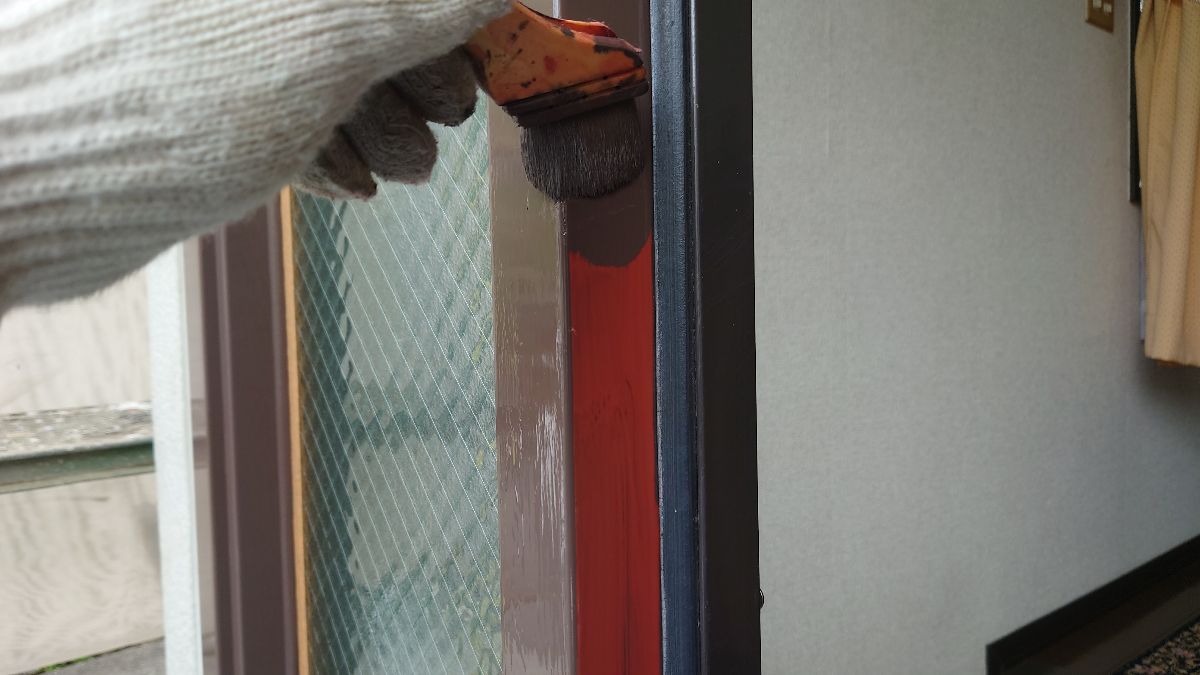 鉄部塗装（鉄扉：中塗り）