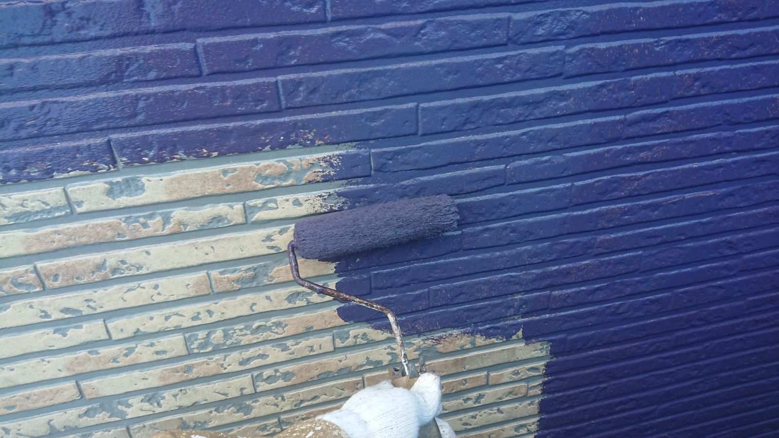 外壁塗装（中塗り）